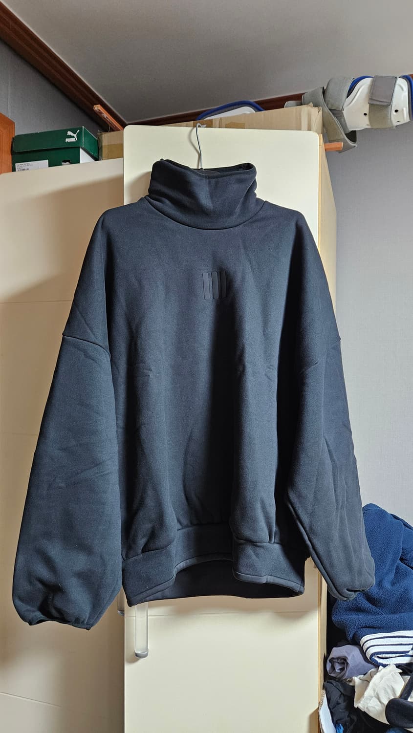 피어오브갓 FOG 아디다스 맨투맨 터틀넥 목폴라 정품 신품 상품이미지1