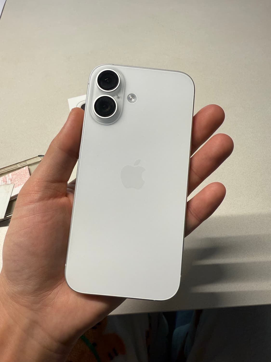 아이폰16 / 256기가 / 배터리 100 / 현재 사이클 172 상품이미지3