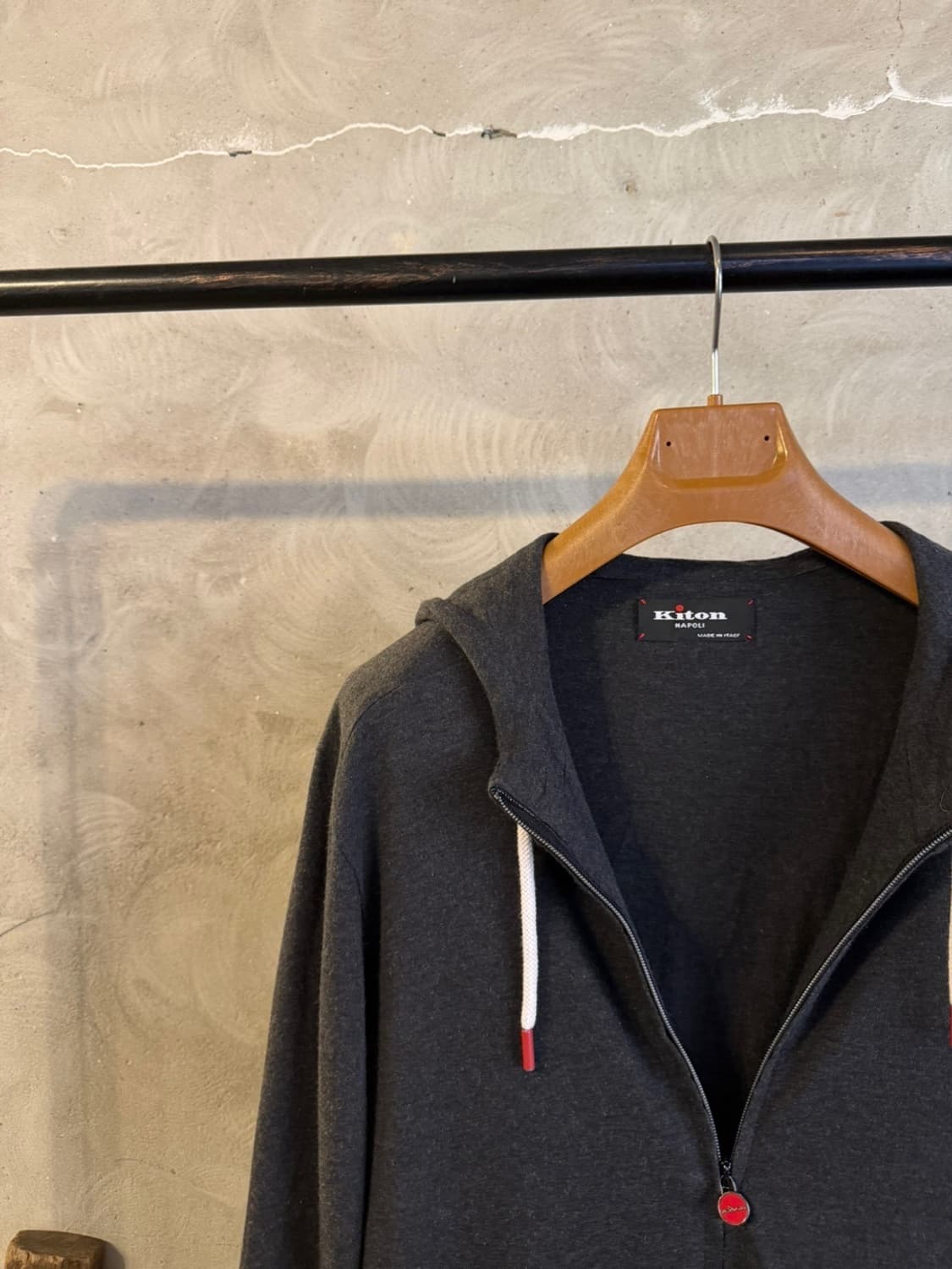 Kiton 키톤 후드 짚업 100 상품이미지2