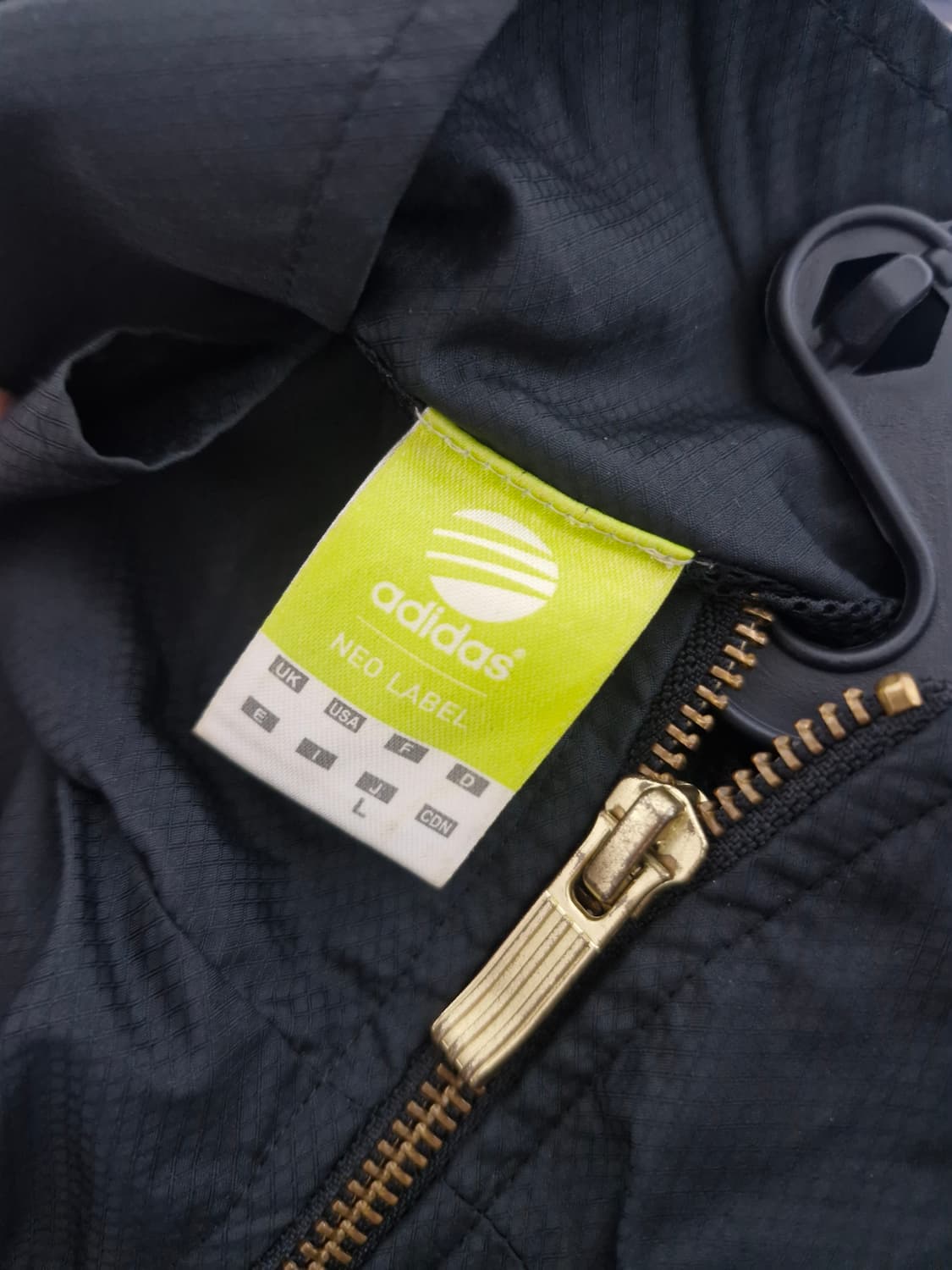 일본 아디다스 바람막이 져지 검골 상품이미지3