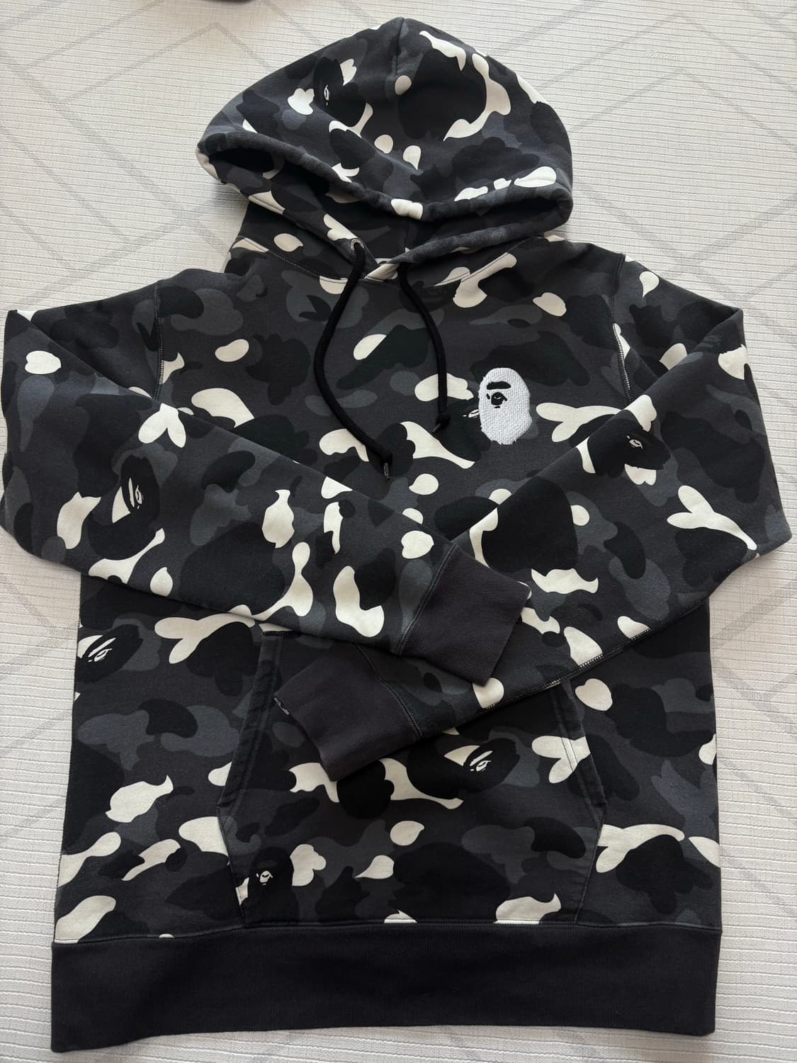 베이프 시티 카모 후드티 야광 상품이미지1