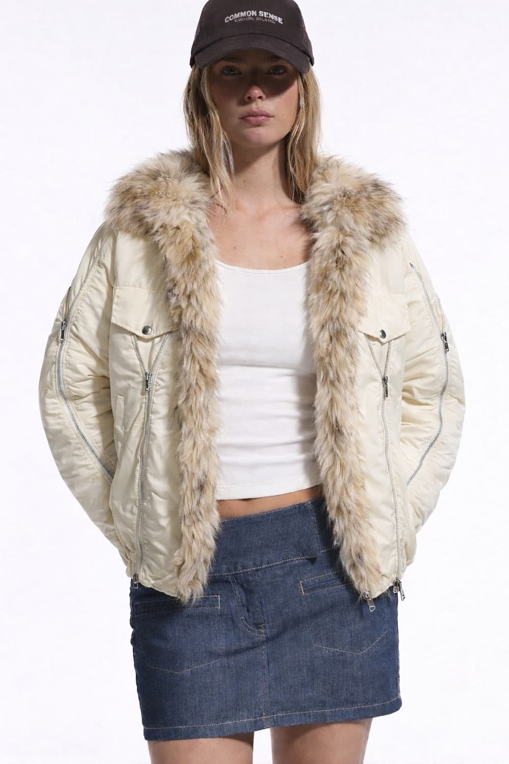 [새상품] SHELVO Y2K 퍼 트리밍 패딩점퍼 상품이미지1