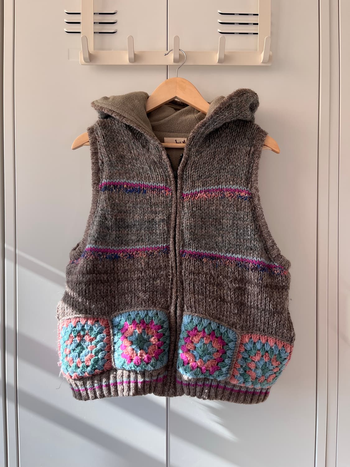 Titicaca 티티카카 모티브 니트 조끼 집업 상품이미지2