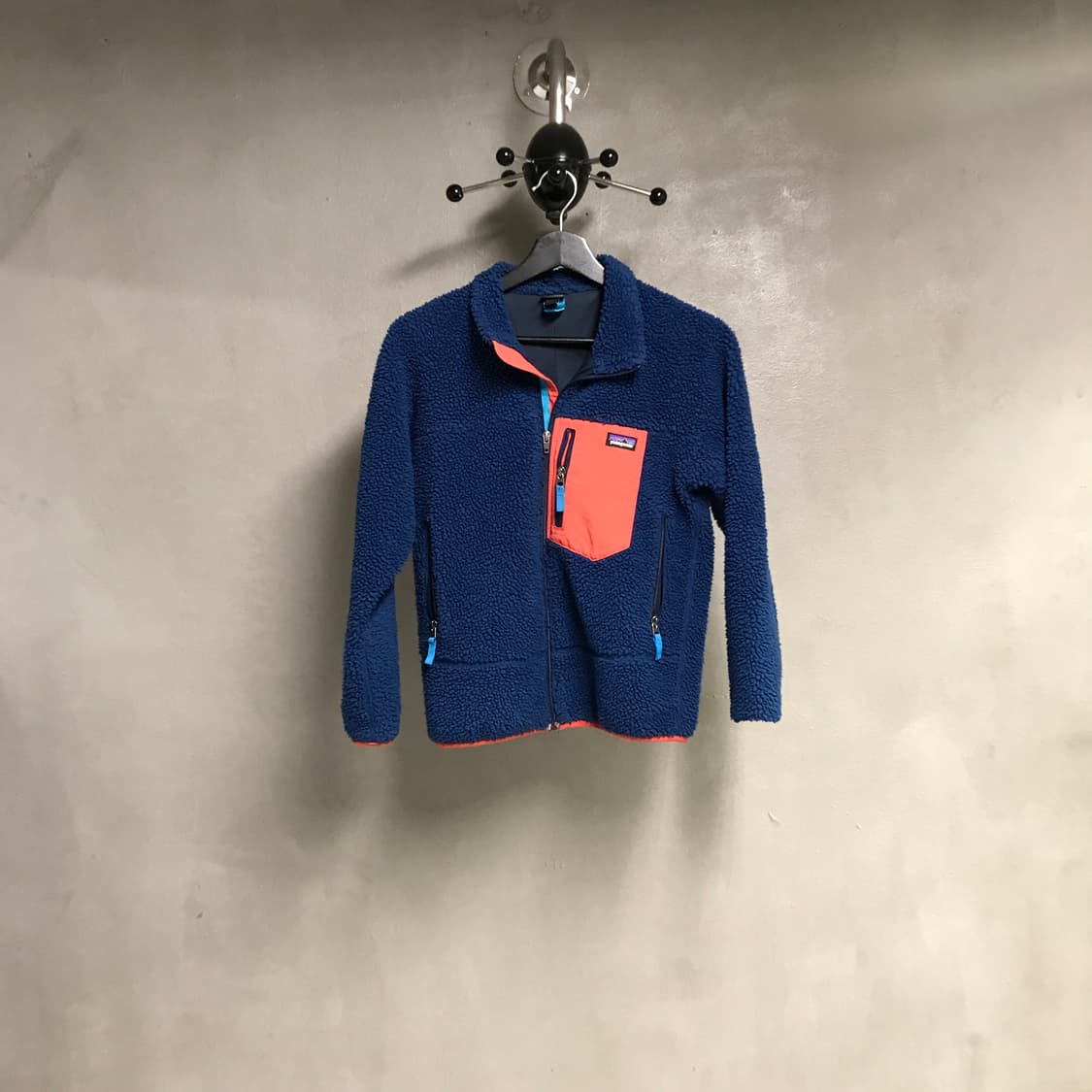 파타고니아 레트로 플리스 자켓 네이비 L12(W) 상품이미지1