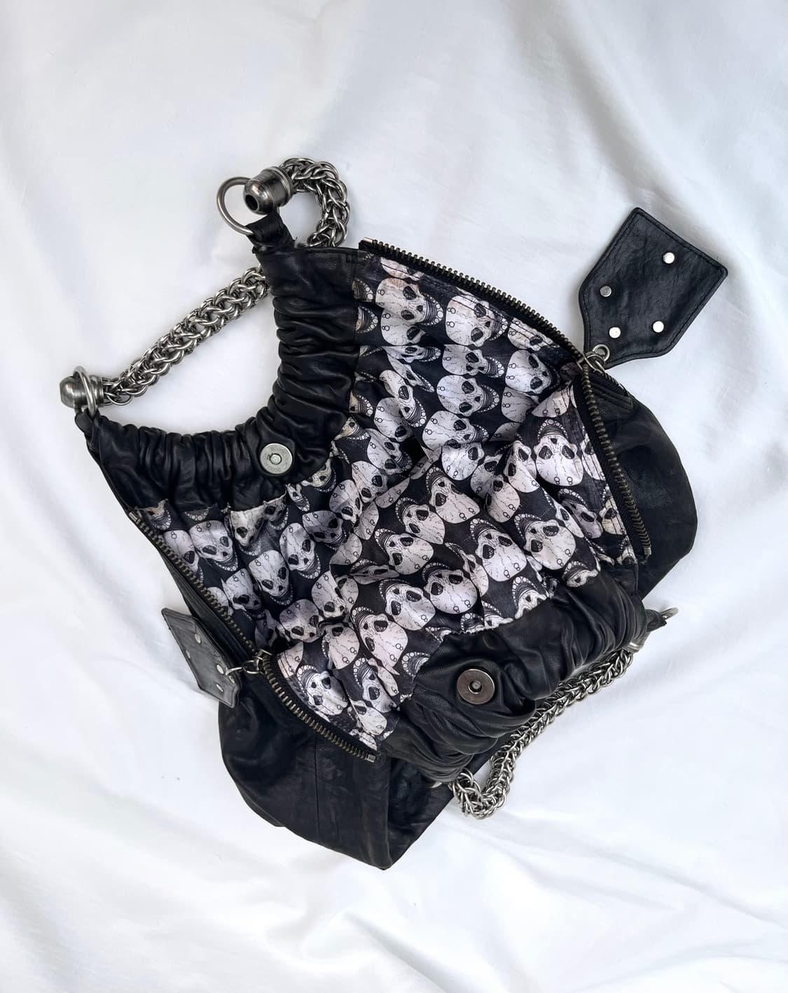 토마스와일드 고딕 스컬 레더 백 상품이미지8