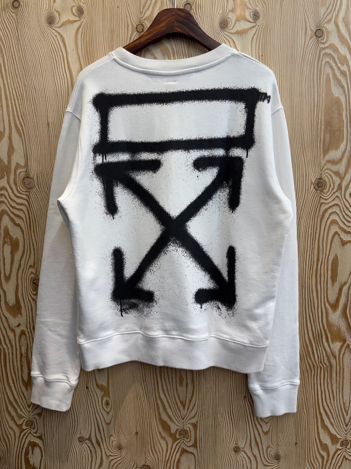 오프화이트 스프레이 페인팅 맨투맨 상품이미지4