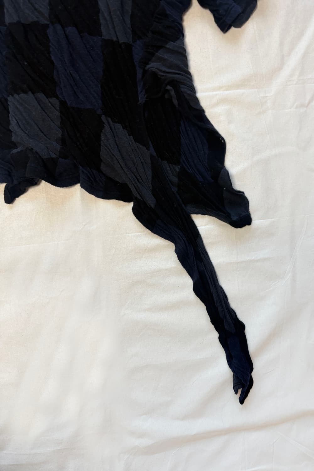 Y's Asymmetric Checkerboard Pleated Knit 상품이미지8