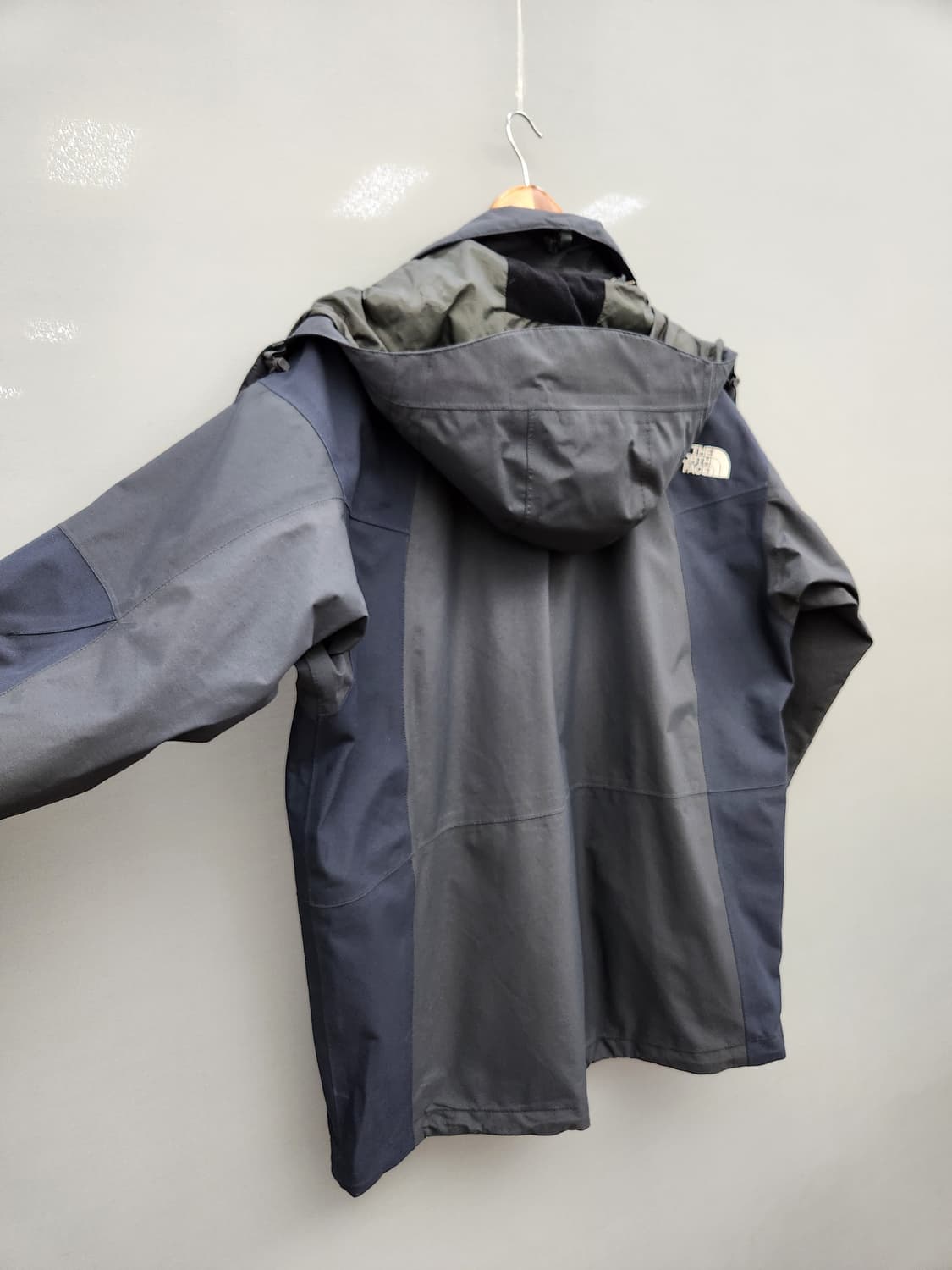 노스페이스 고어텍스 바람막이 자켓 그레이 상품이미지6