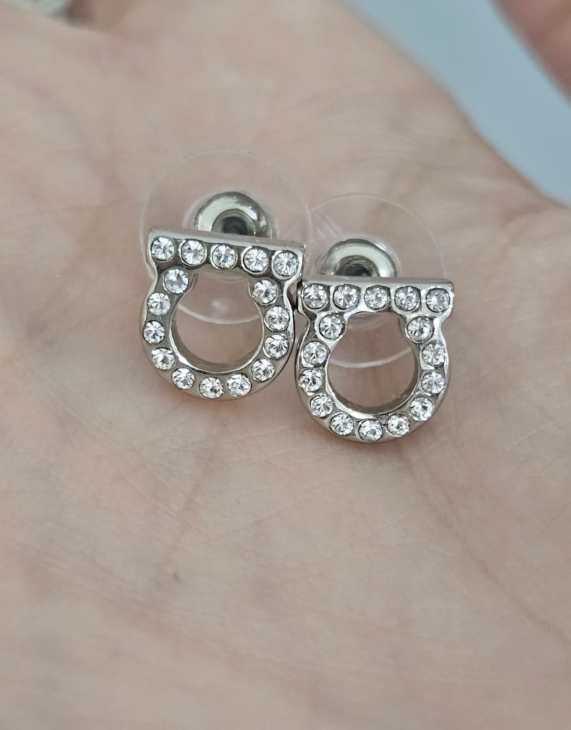 [단종디자인] 페레가모 간치니 크리스탈 귀걸이 [정품/실버컬러] 상품이미지5