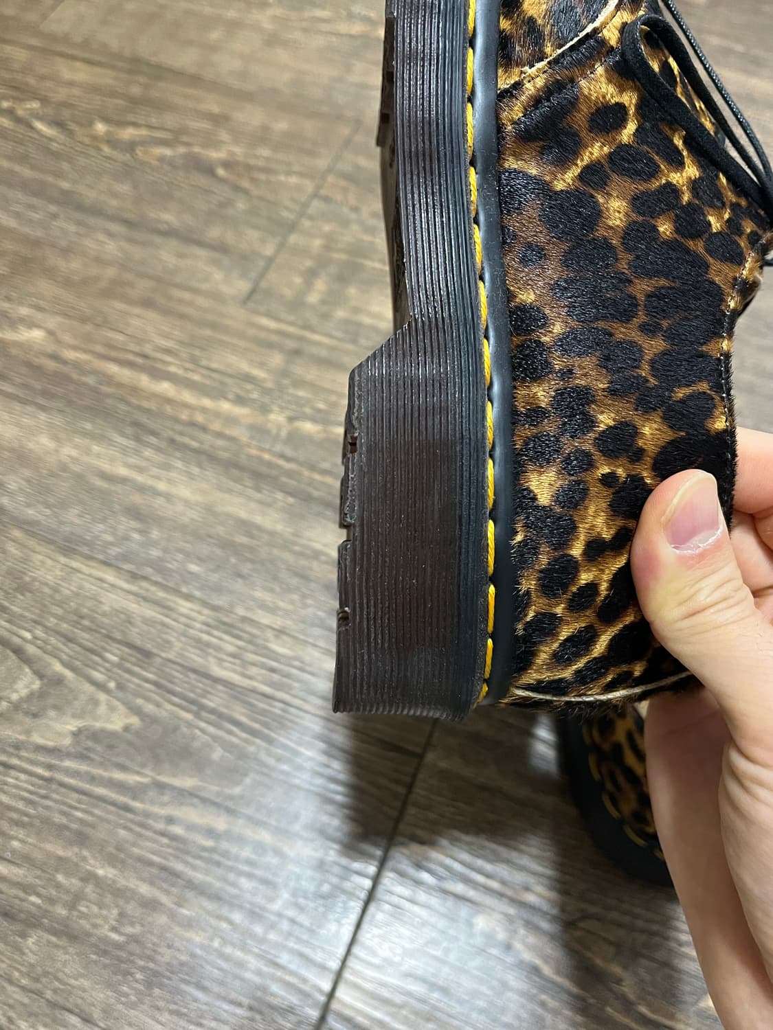 닥터마틴 스미스 송치 레오파드 로퍼 uk8 상품이미지4