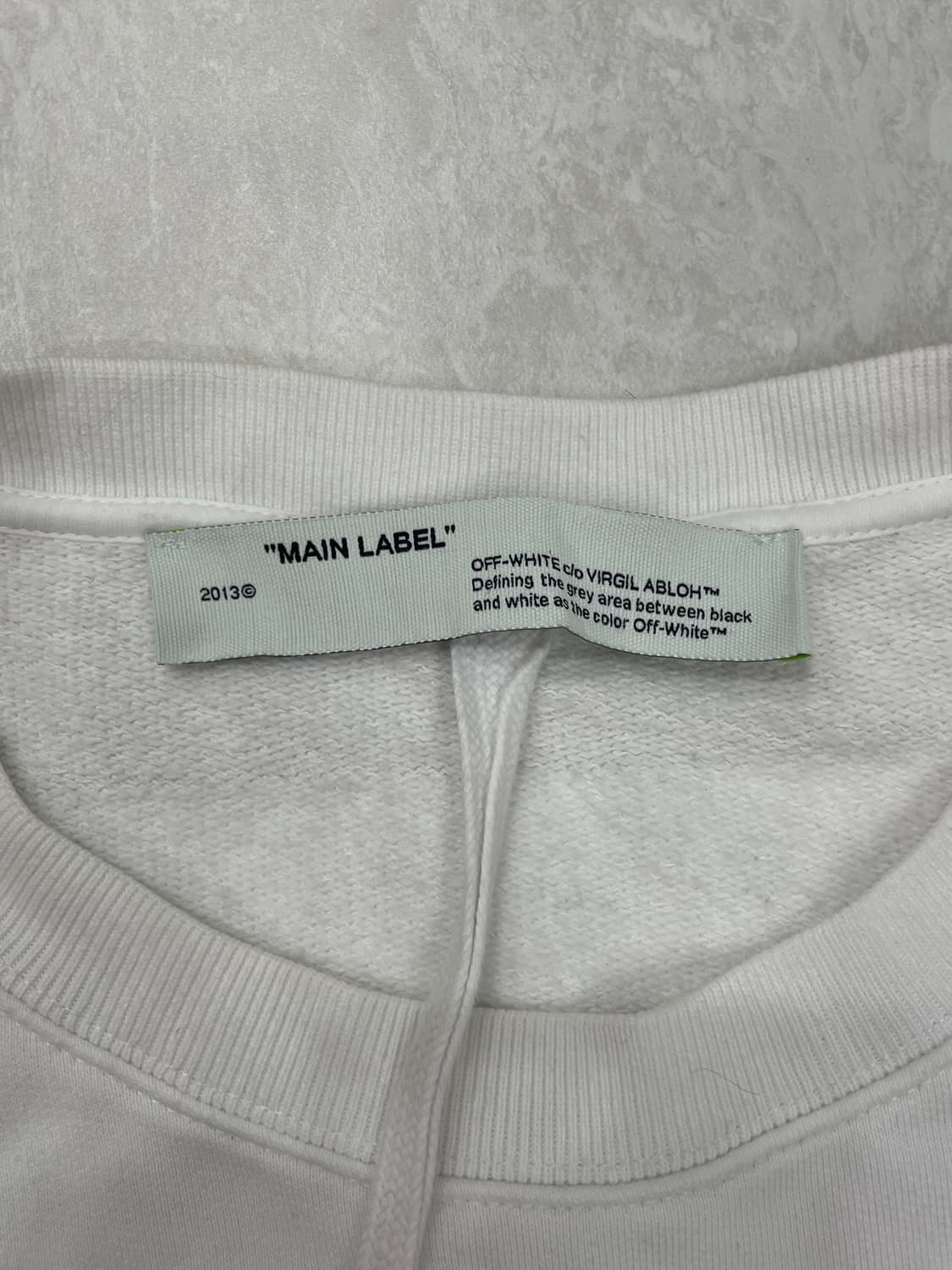 Off-White 오프화이트 테이프 애로우 에어포트 맨투맨 상품이미지3