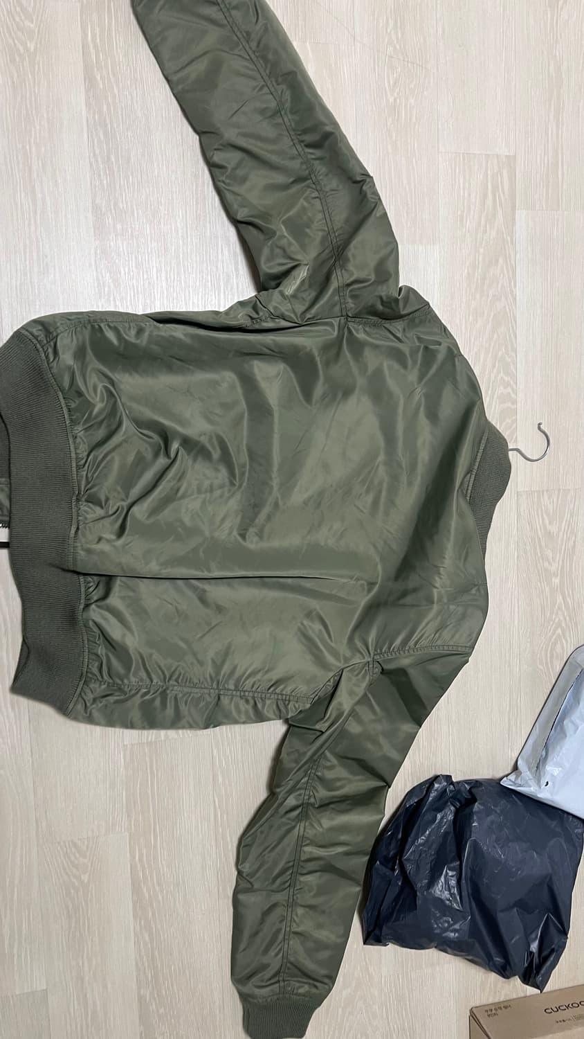 폴로 항공 점퍼 ma-1 m사이즈 팝니다 상품이미지2