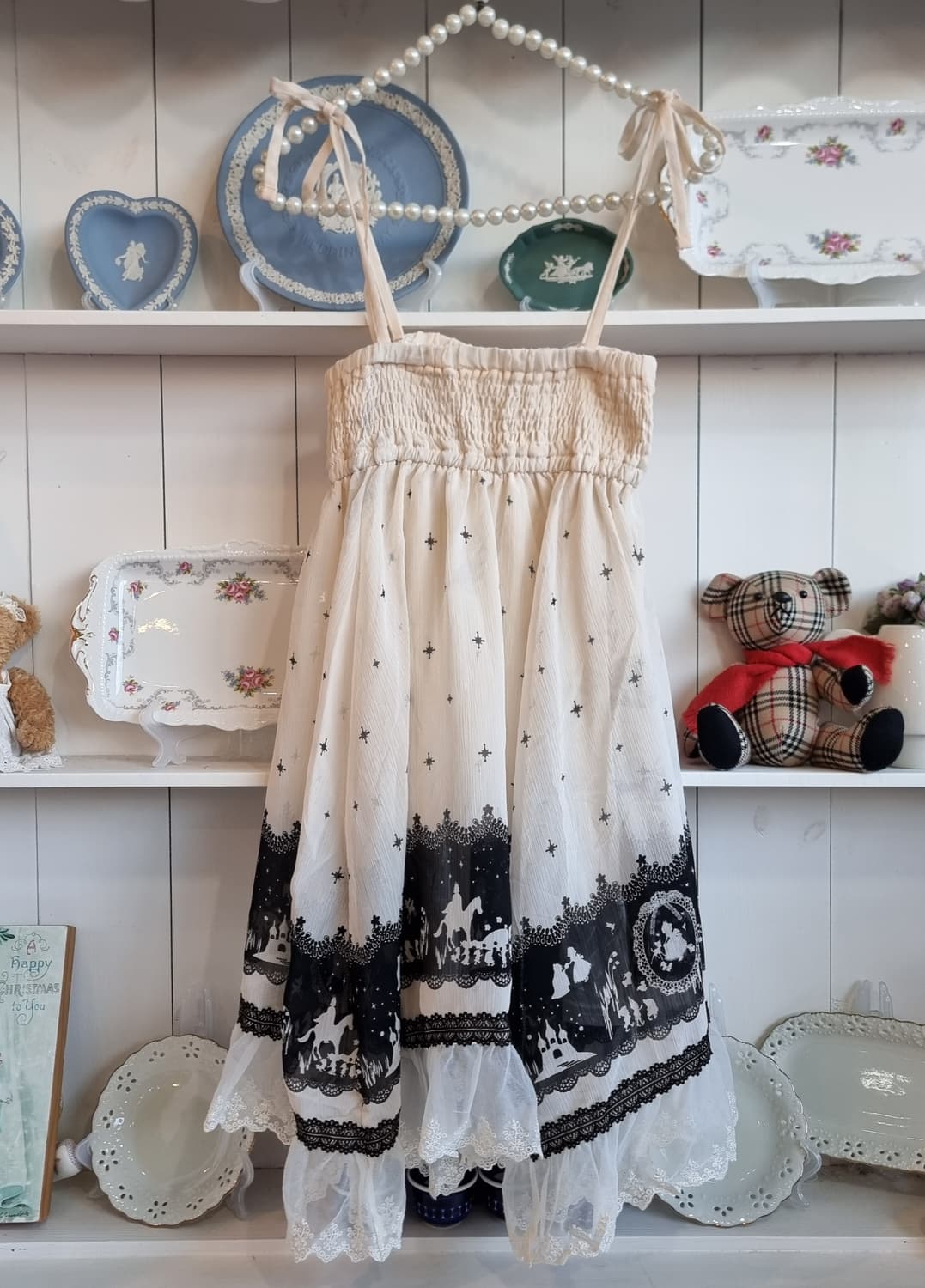 아이보리 뷔스티에 블랙 프린팅 원피스 상품이미지1