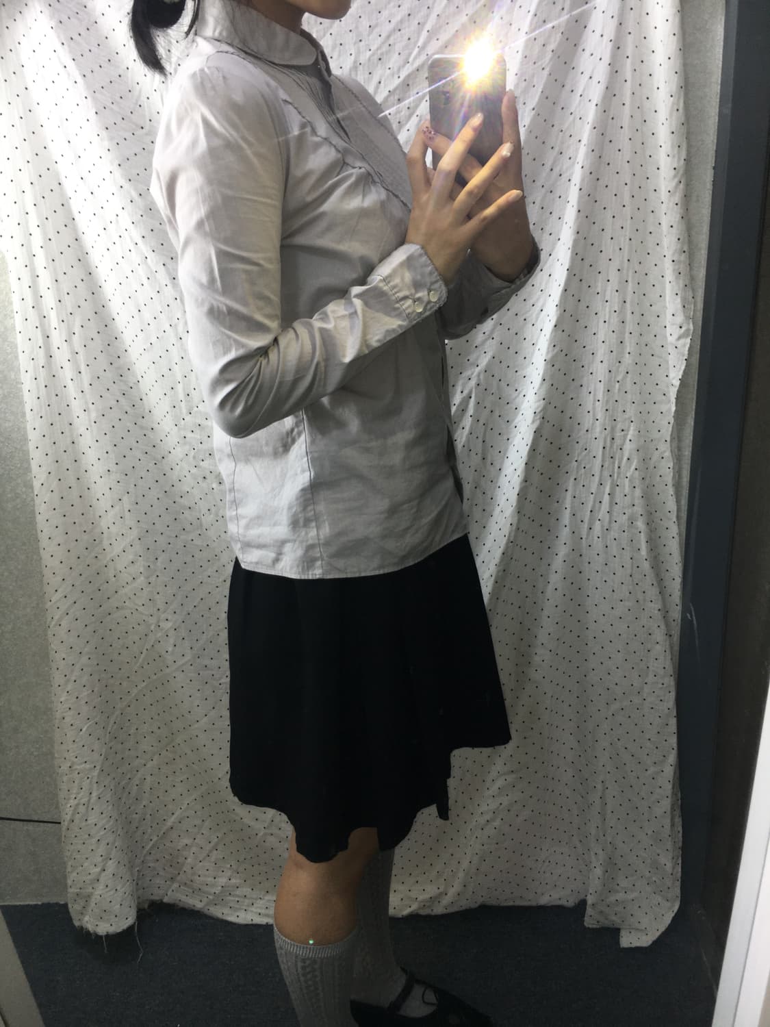 라이트 그레이 둥근 카라 블라우스 상품이미지3