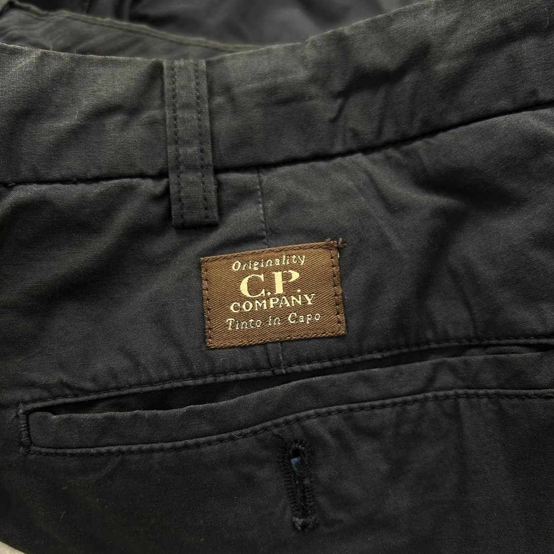 CP컴퍼니 남성 바지  상품이미지2
