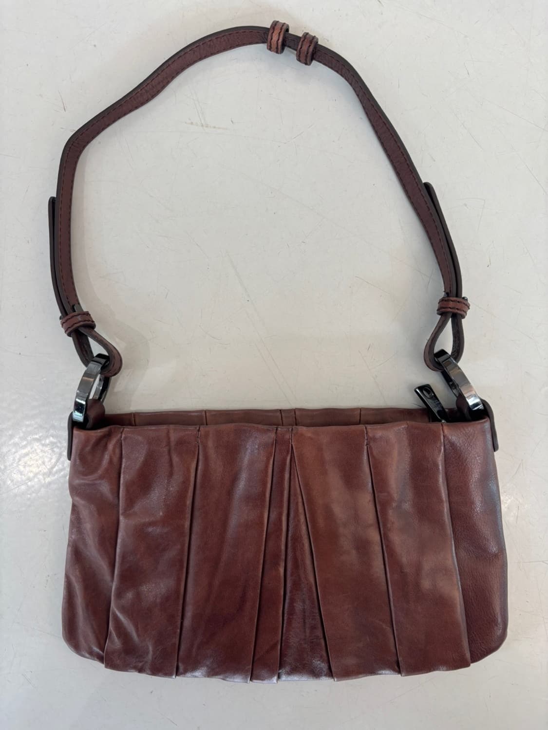 DKNY Leather Bag 상품이미지3