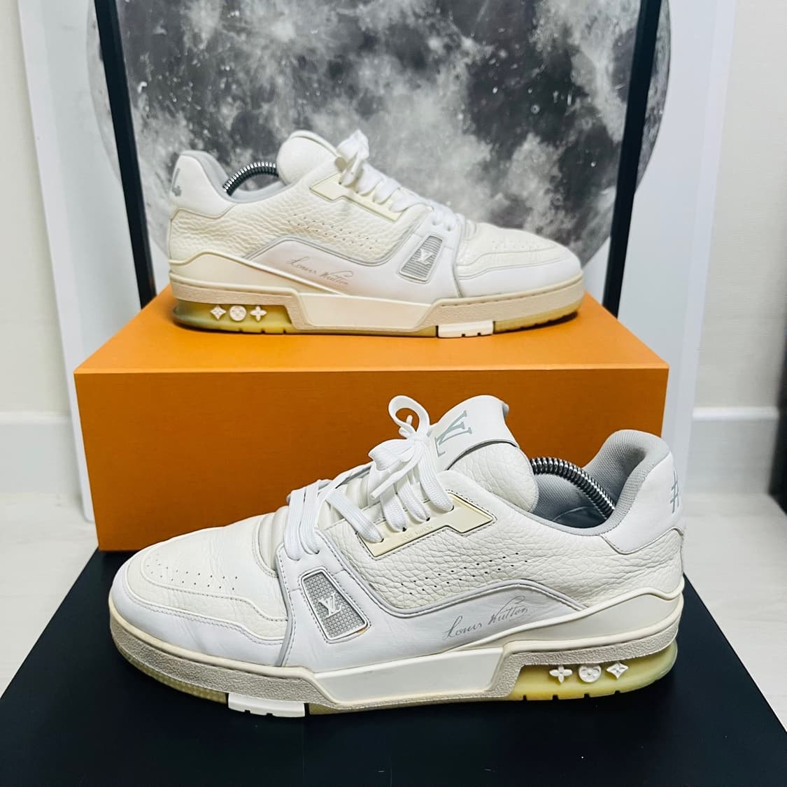 정품 8.5) 루이비통 트레이너 스니커즈 275~280 상품이미지1