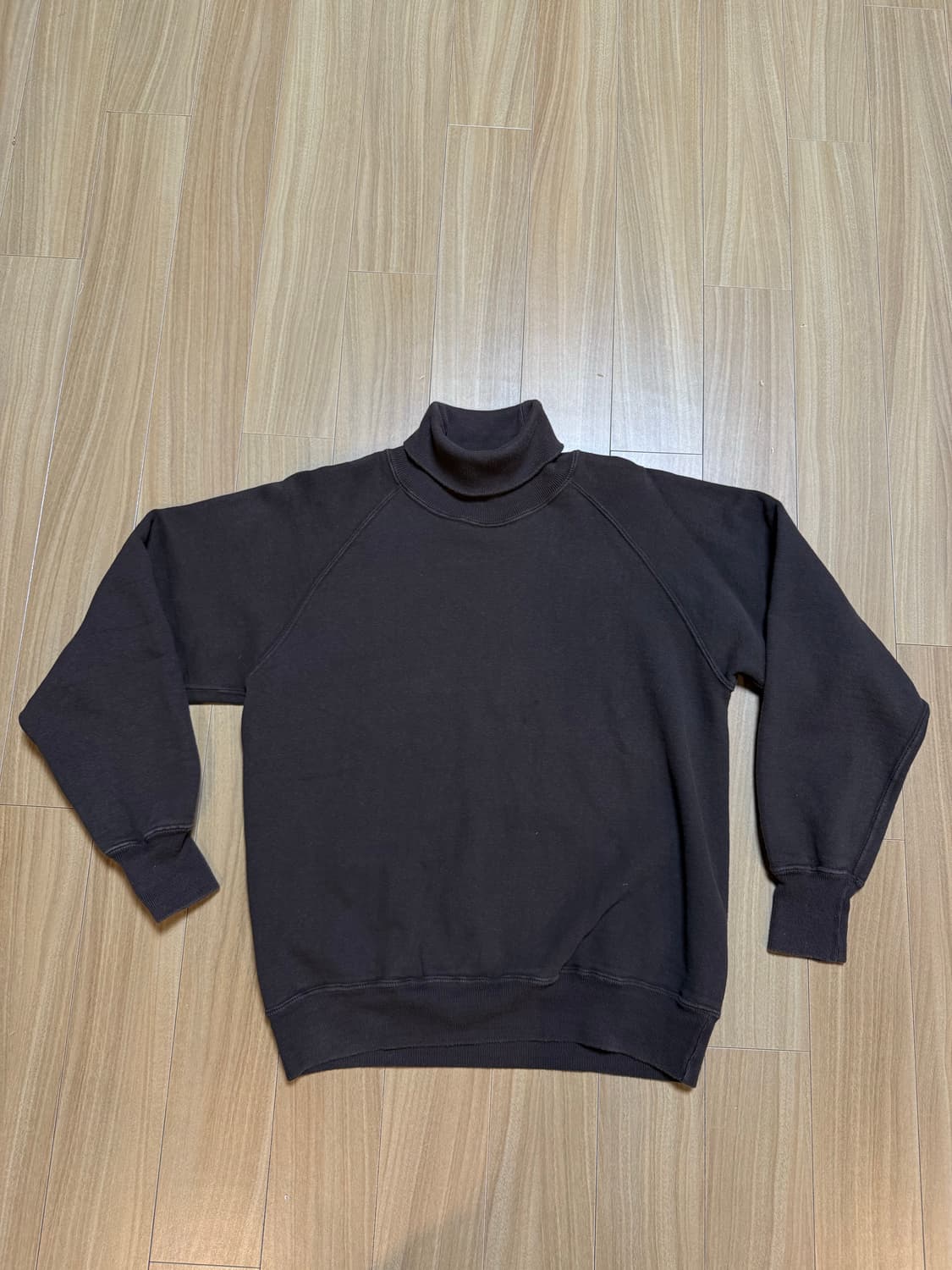 더블웍스 루프휠 터틀넥 스웻셔츠 상품이미지2