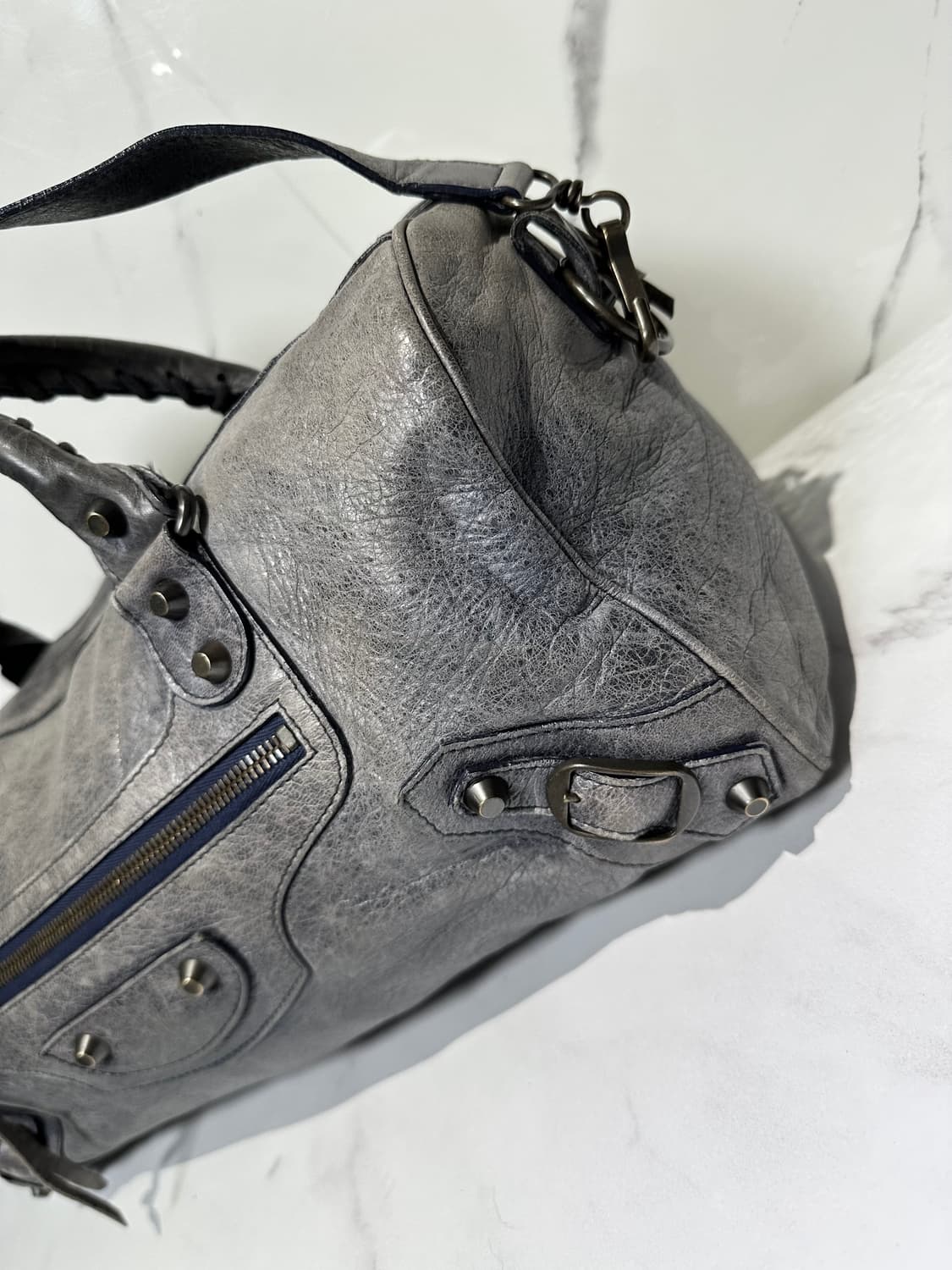 [A 정품] 발렌시아가 시티 모터백 트위기 블루그레이 상품이미지6