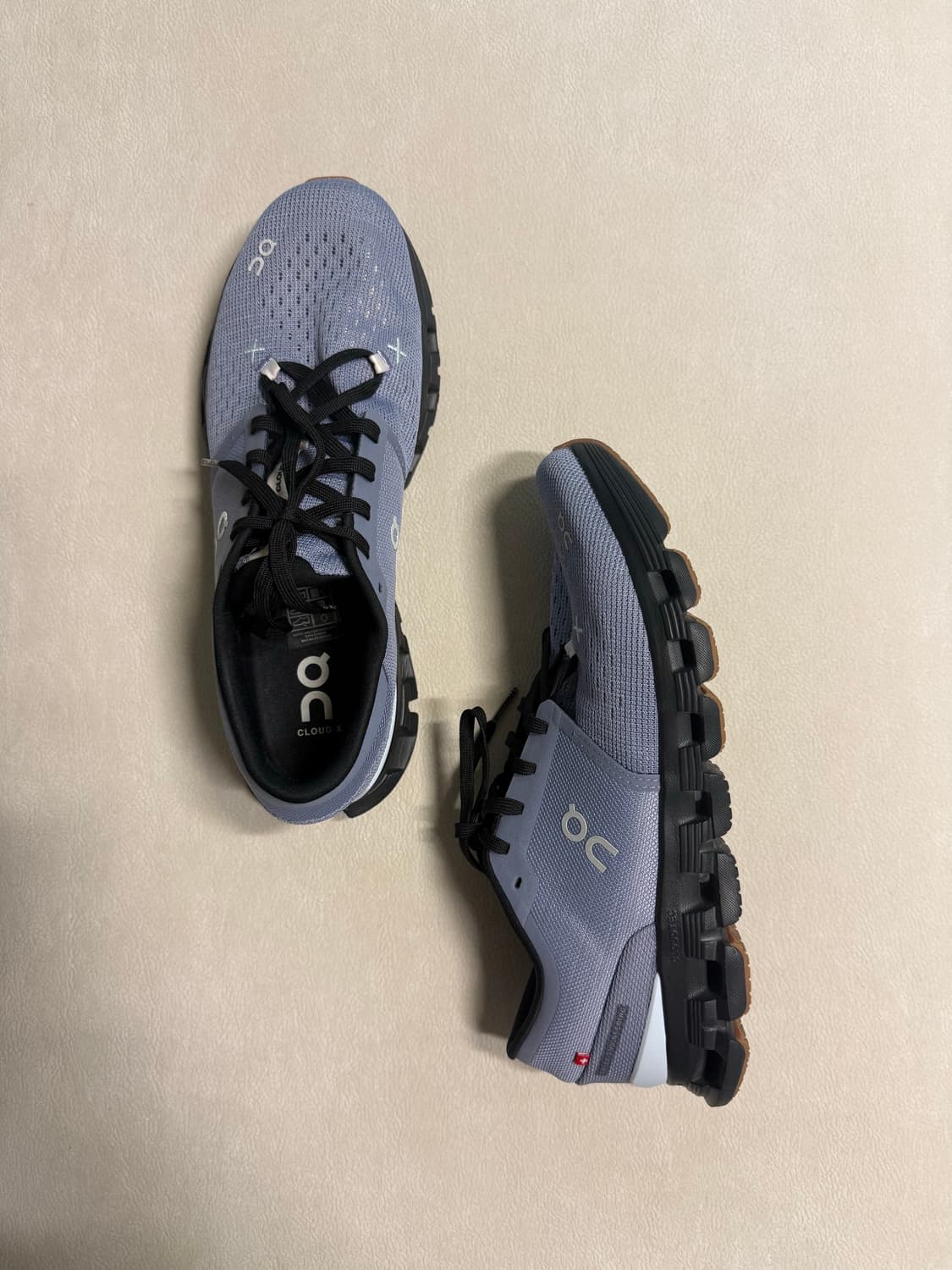 온 러닝 클라우드 X 4 페더 블랙 상품이미지2