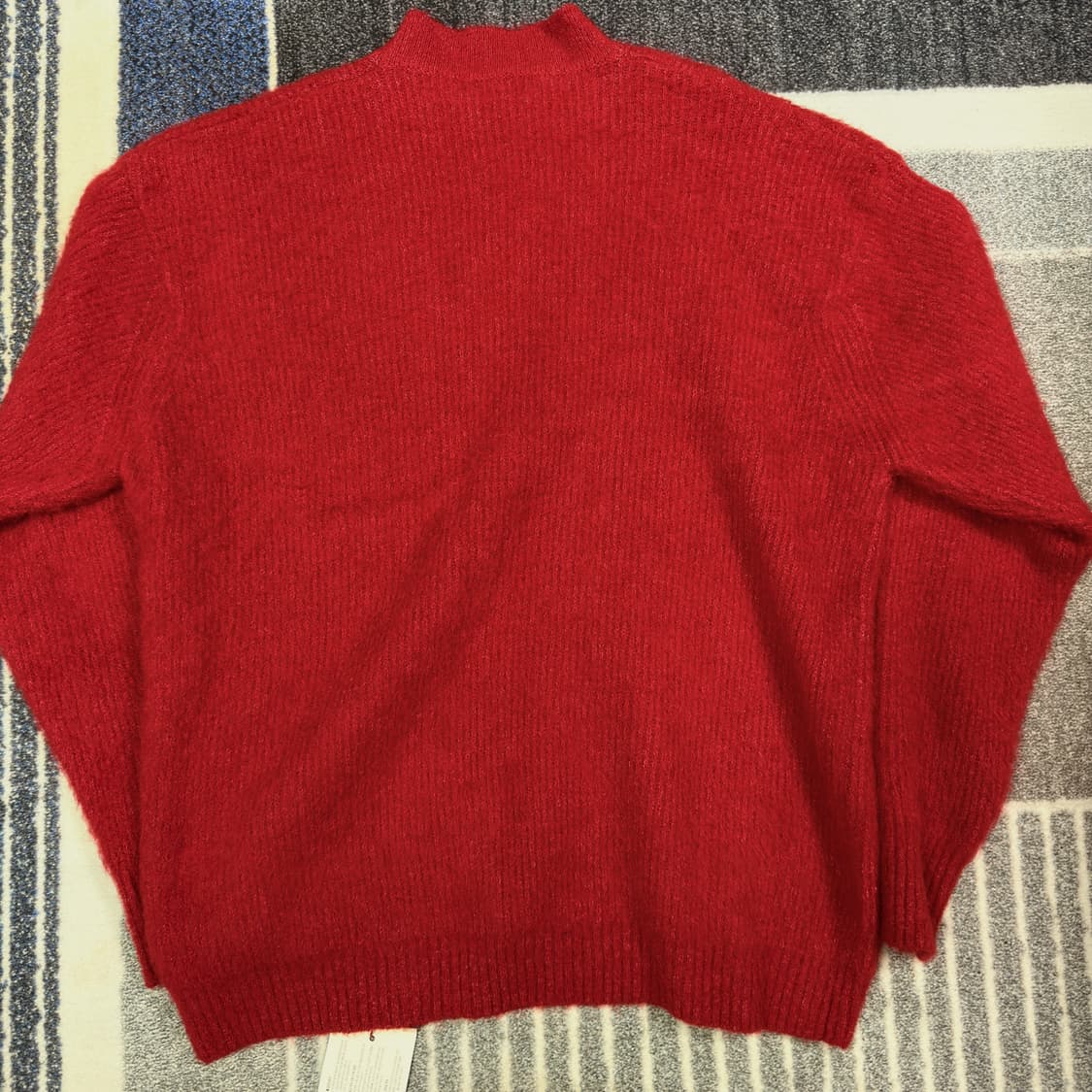 자크뮈스 르 가디건 포 어시메트릭 가디건 레드 상품이미지2