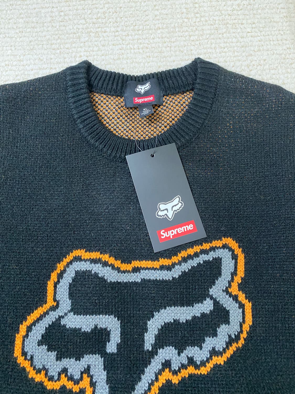 (새상품) 25FW 슈프림 x 폭스레이싱 스웨터 블랙 상품이미지4