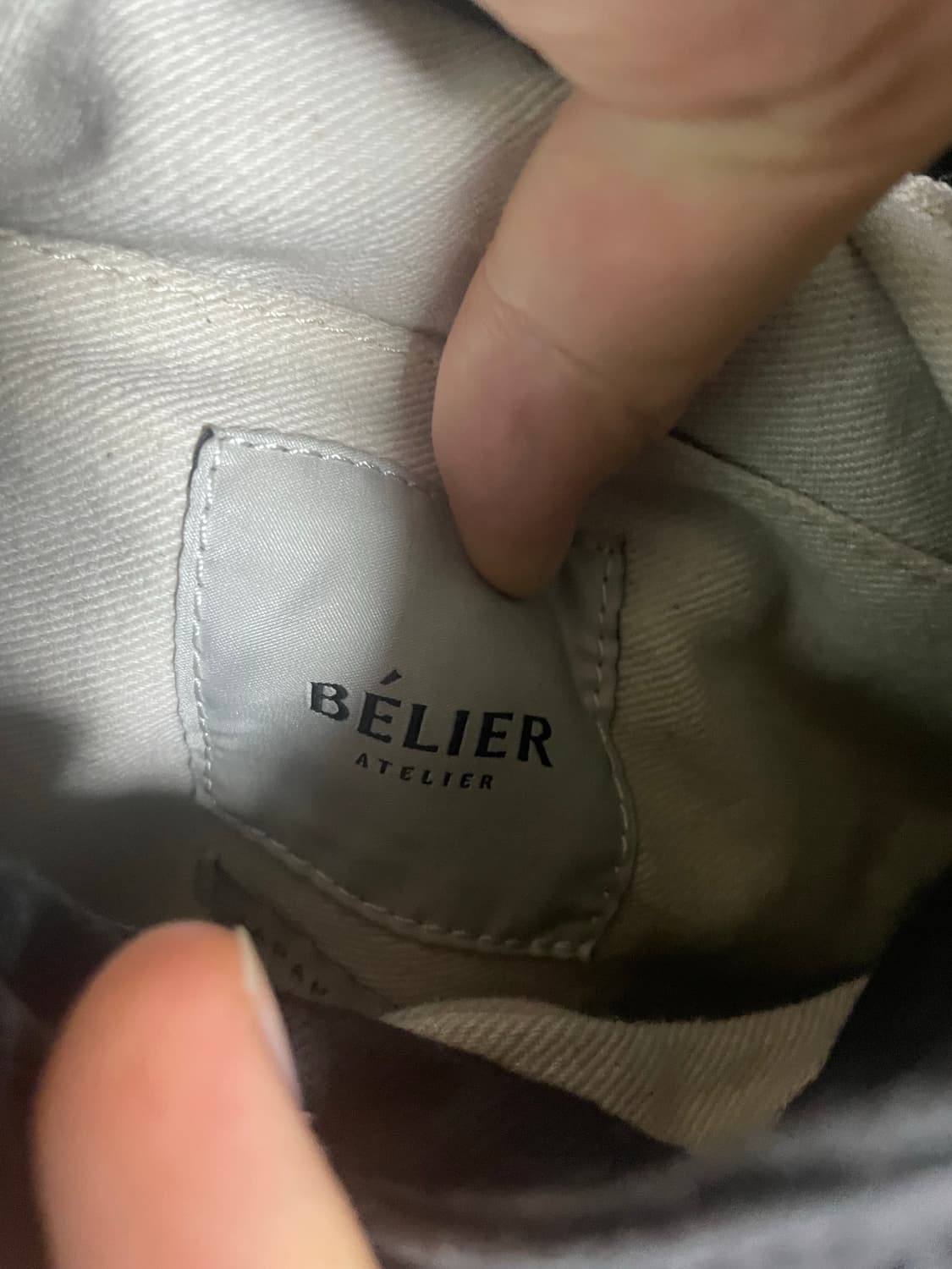 벨리에 오피서 프로치다 백 상품이미지3