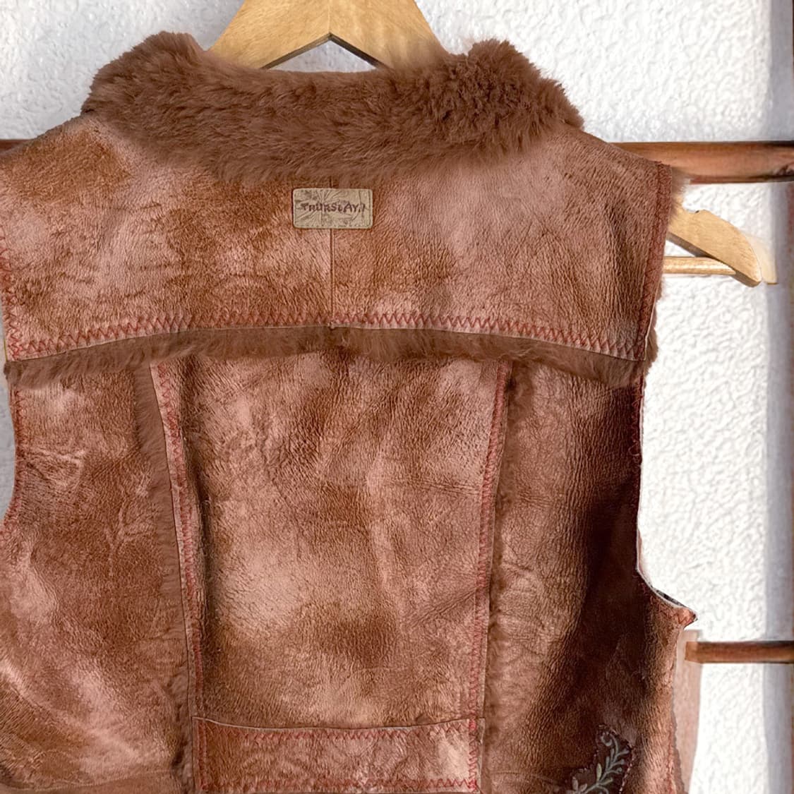 [THURSDAY ISLAND] 초원 앤티크 시어링 베스트 상품이미지8