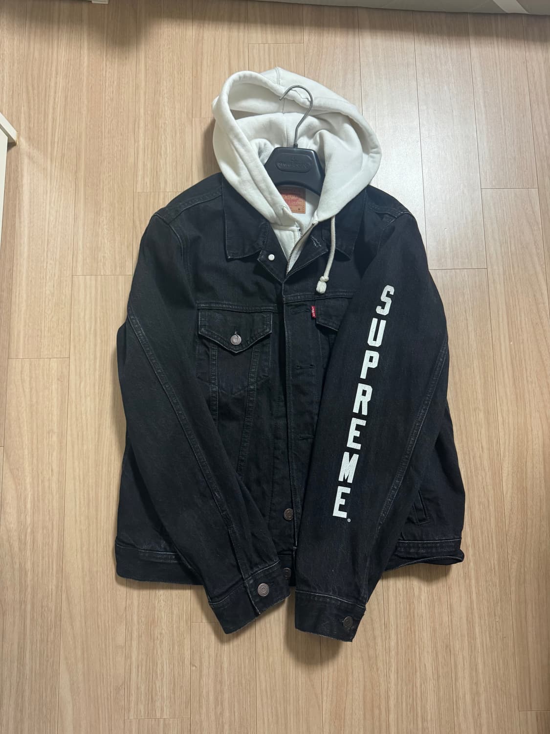 [M] 슈프림 리바이스 데님 자켓 상품이미지1