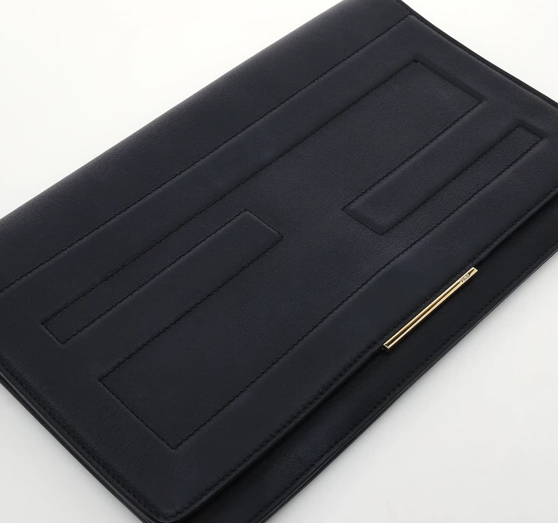 [A급] 펜디 FF 로고 플랩 바이폴드 클러치 판매합니다!!! 상품이미지4