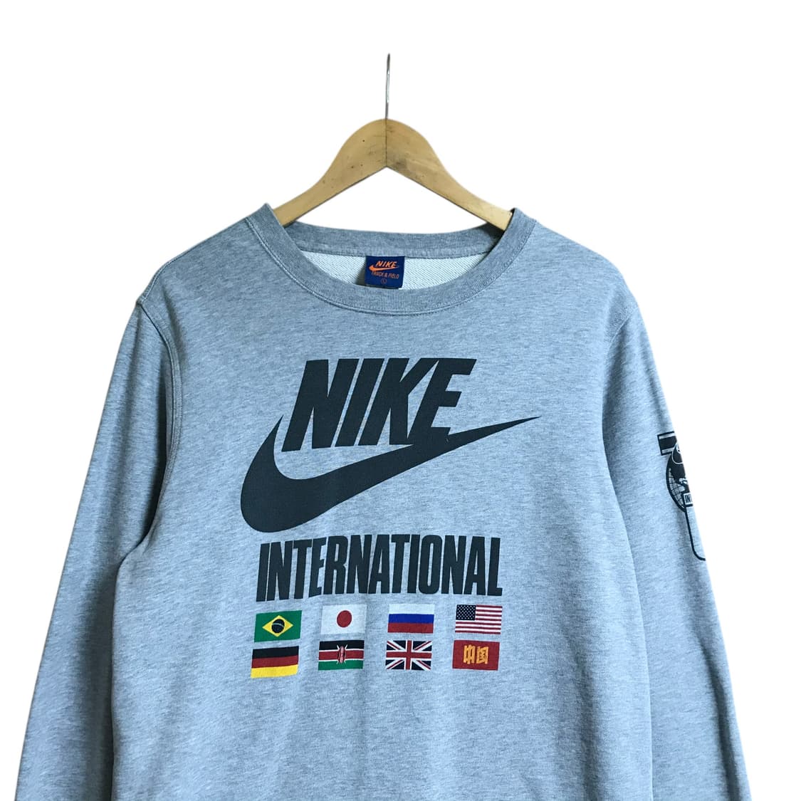 나이키 트랙앤필드 스웻셔츠 상품이미지1