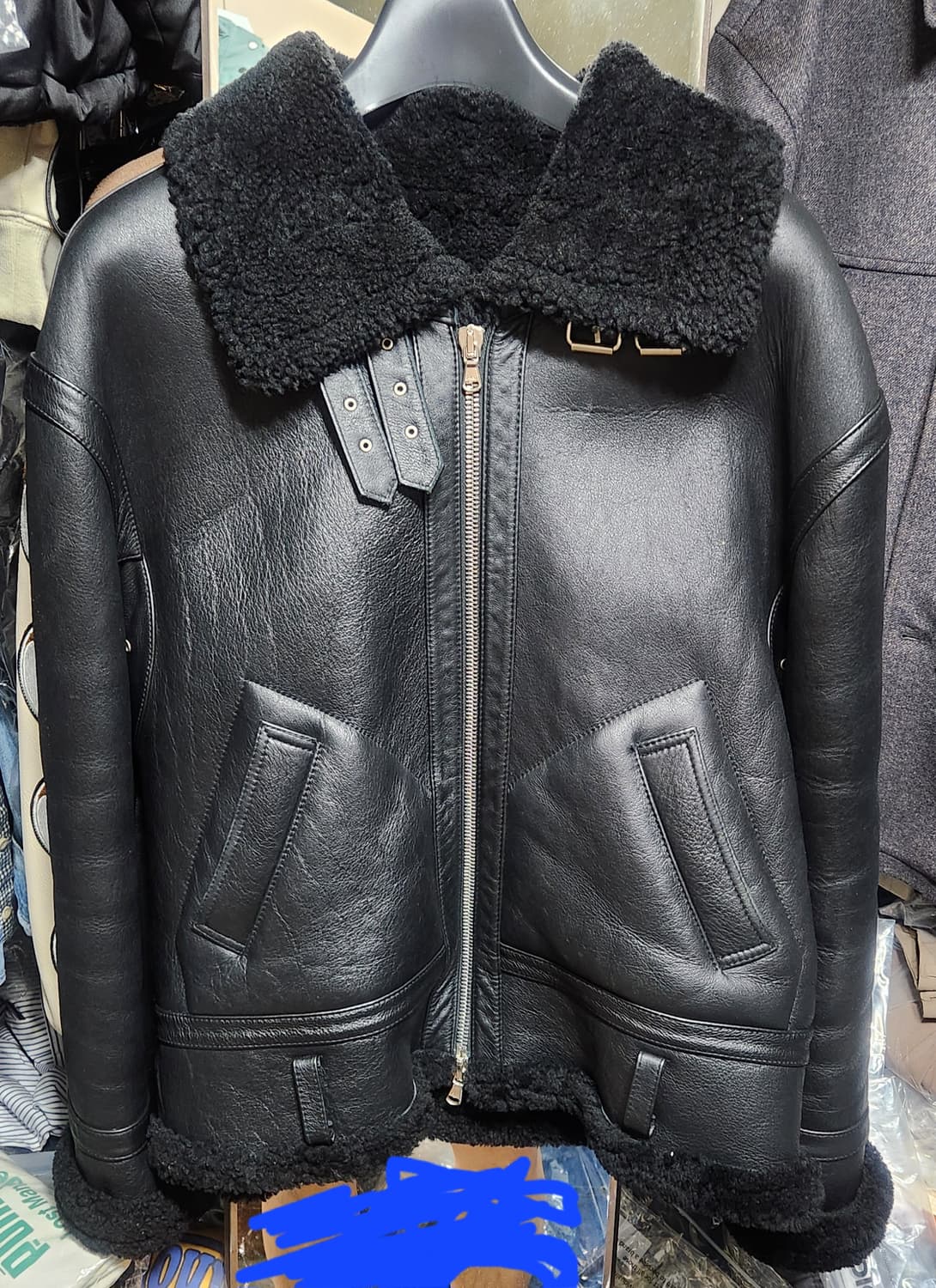 블랙 무스탕 양털 가죽 자켓 - 앤더슨벨 상품이미지1