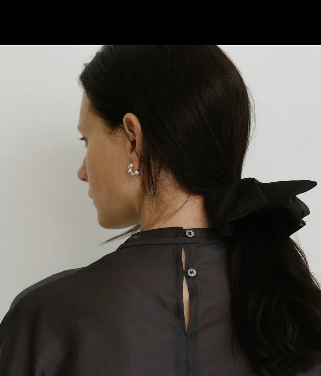 URAGO 유라고 Toffee 시스루 베스트 레이어드 블라우스  상품이미지4