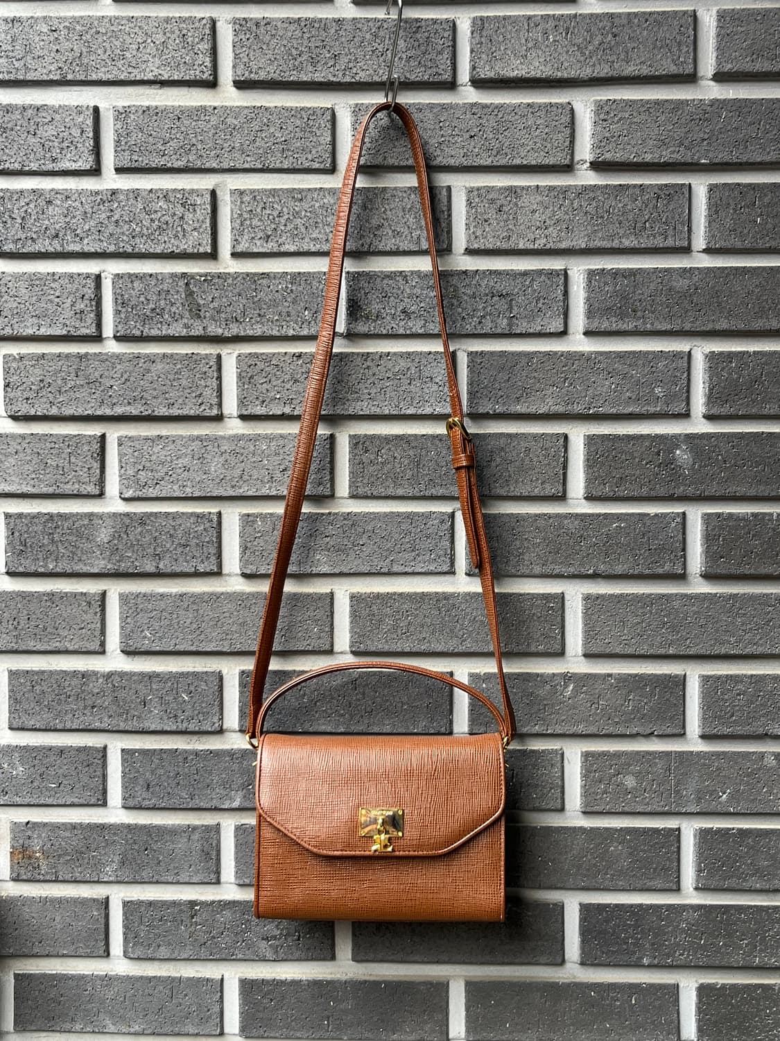 90s COURREGES 크로스바디백 미니 브라운 상품이미지4