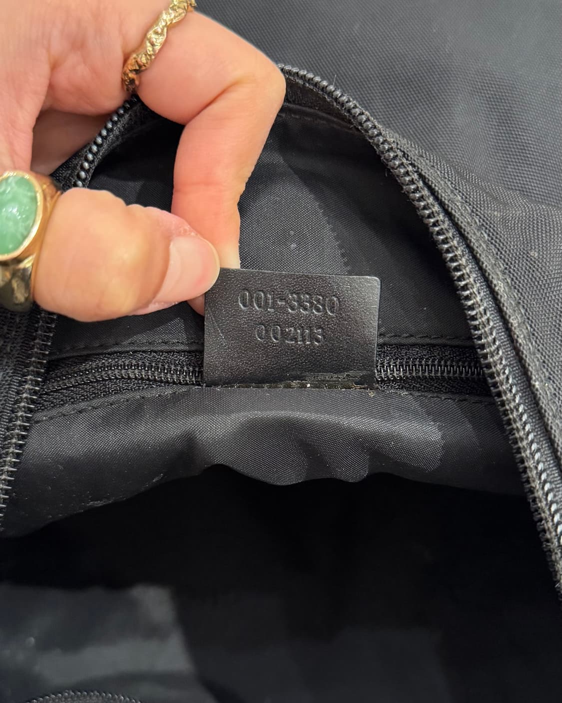 구찌 블랙 GG 나일론 레더 더블포켓 호보백 상품이미지8