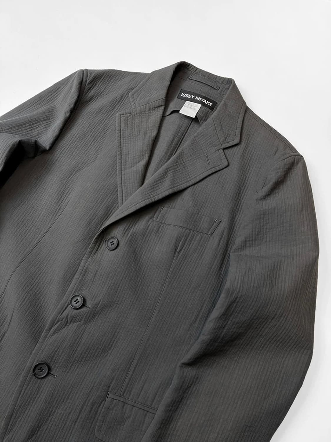 이세이미야케 엠보 패턴 블레이저 자켓 PN5706 상품이미지2