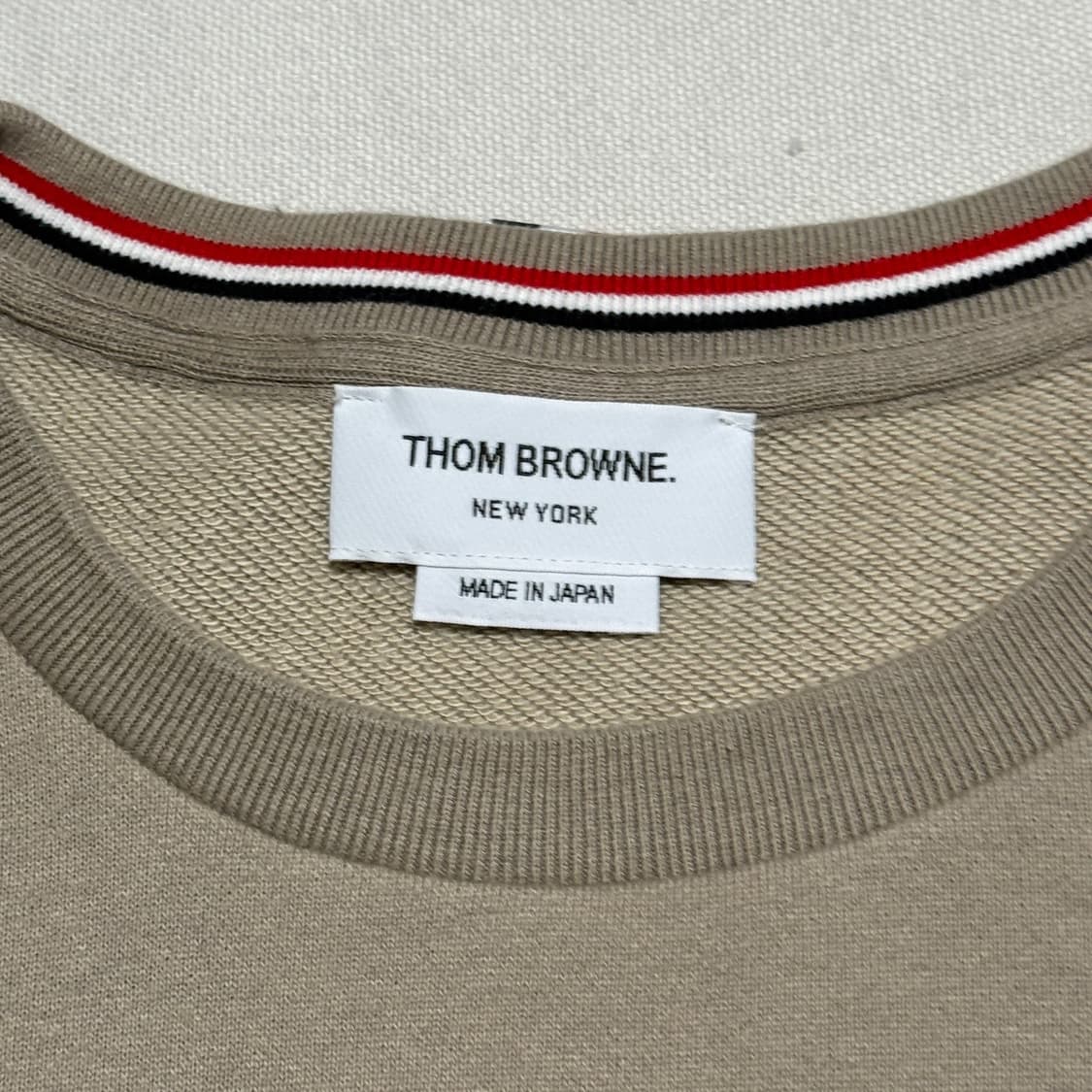 톰브라운 브라운 사선 맨투맨 상품이미지3