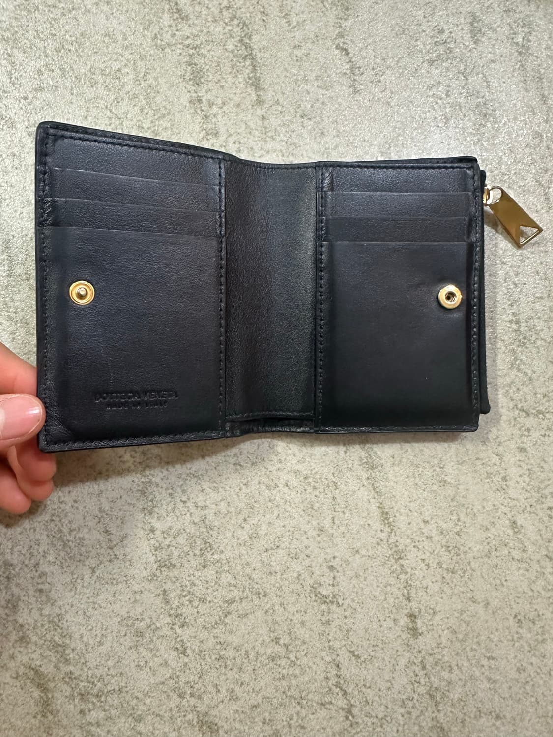 보테가 베네타 카센트 반지갑 상품이미지6