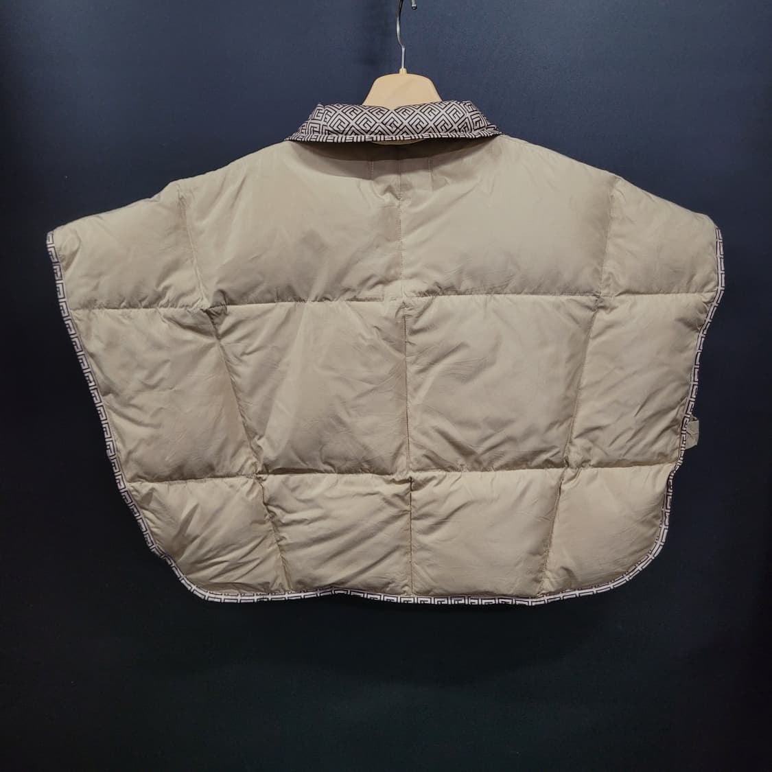 Balmain 발망 모노그램 다운 베스트 상품이미지3