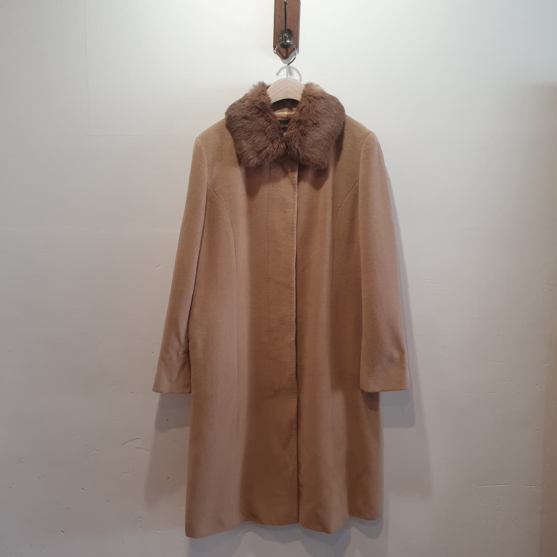 래빗 퍼 롱 코트 *앙고라65 양모35 상품이미지1