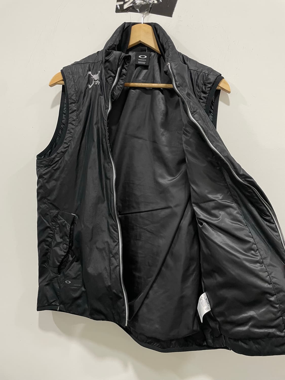 Oakley 오클리 스컬로고 투웨이 테크 패딩조끼 상품이미지9