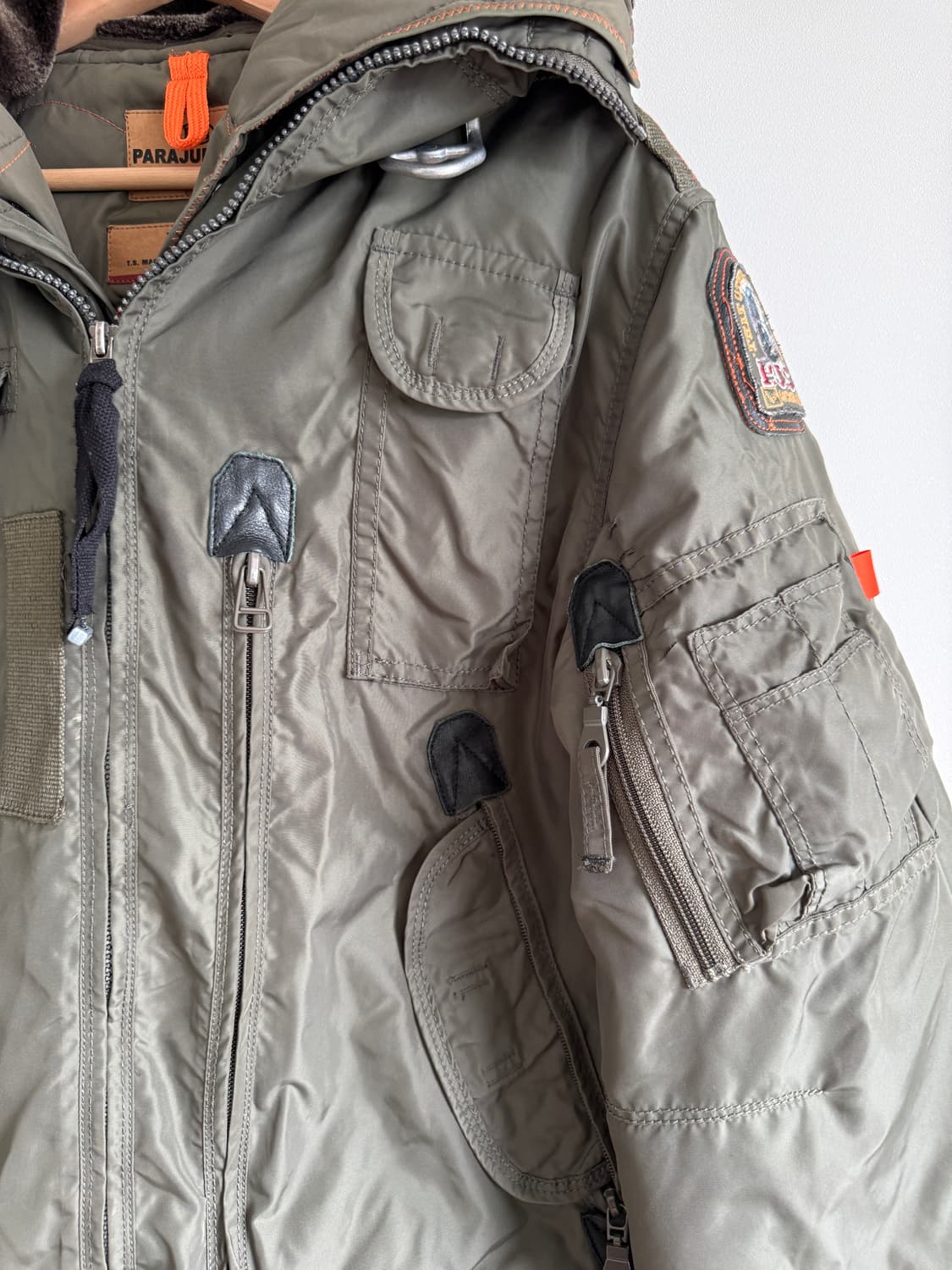 파라점퍼스(PARAJUMPERS) 고비 코어 봄버 자켓 상품이미지3