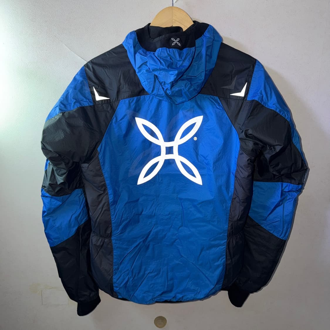 몬츄라 프리마로프트 네비스 점퍼 M (남성 95정도) 상품이미지1