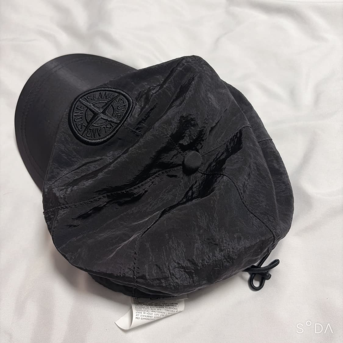 스톤아일랜드 나일론 볼캡 블랙 상품이미지3