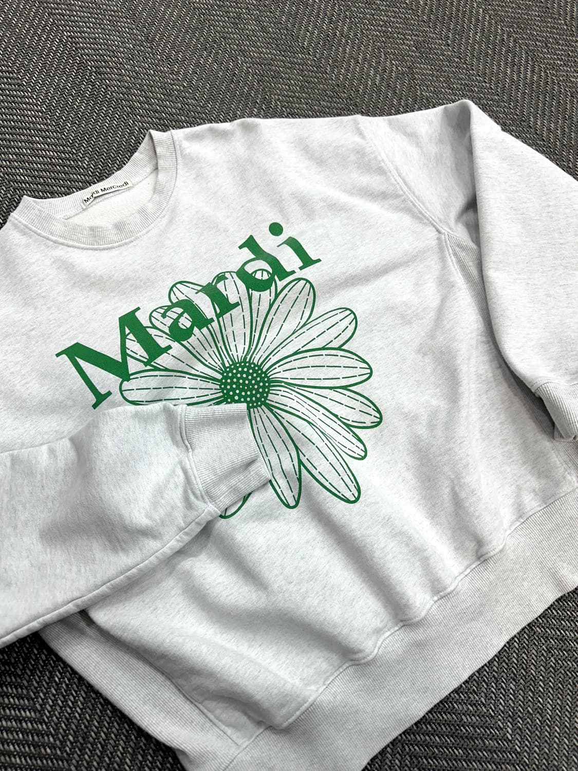 마르디메크르디 맨투맨 상품이미지2