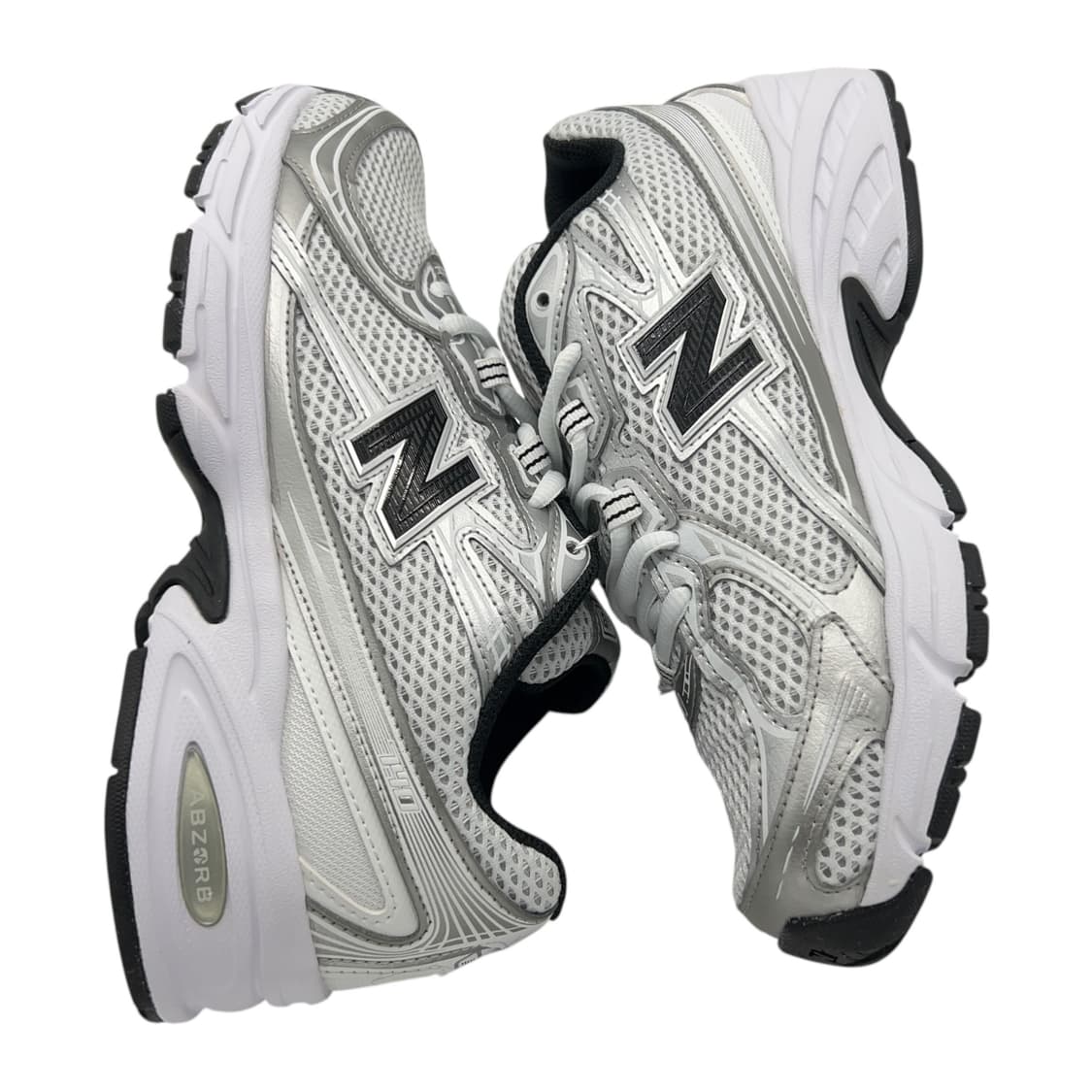 235 뉴발란스 740 화이트 실버 메탈릭 상품이미지2
