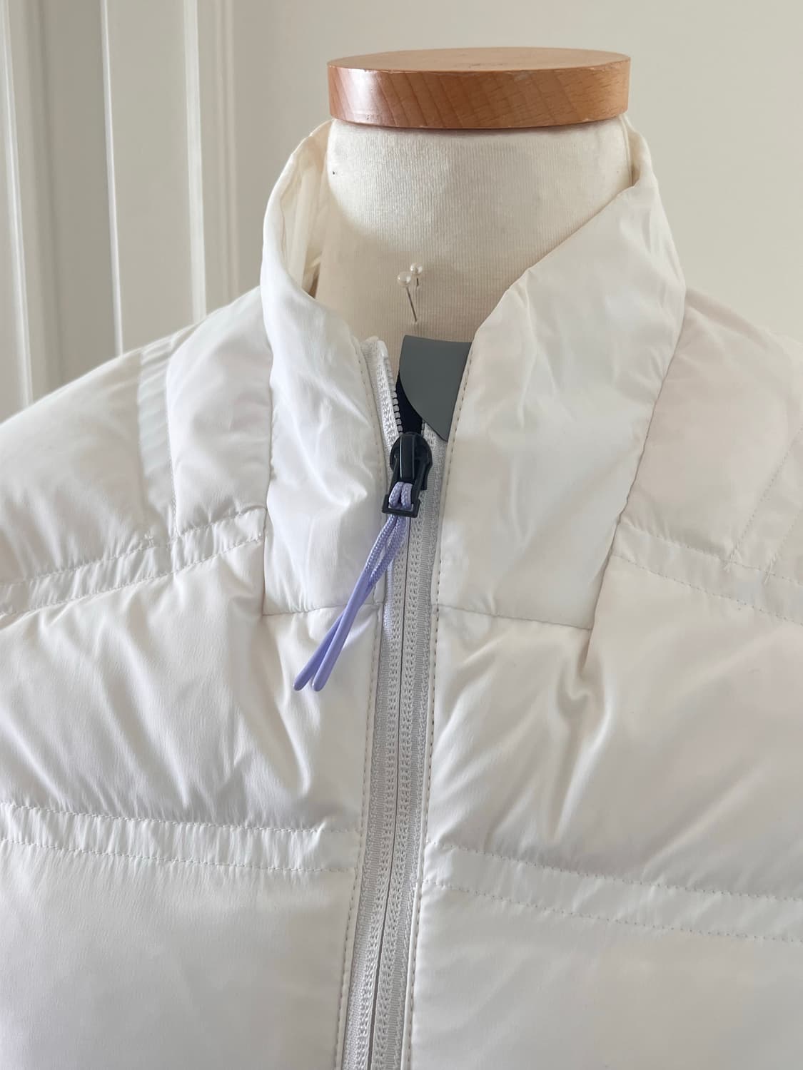 Adidas 경량 패딩 xs 상품이미지4