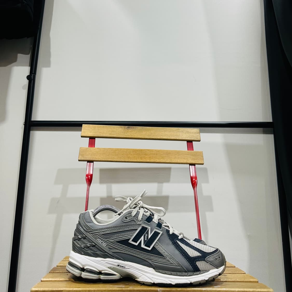 260) 뉴발란스 운동화 남성 남자 신발 1906R 그레이 상품이미지1