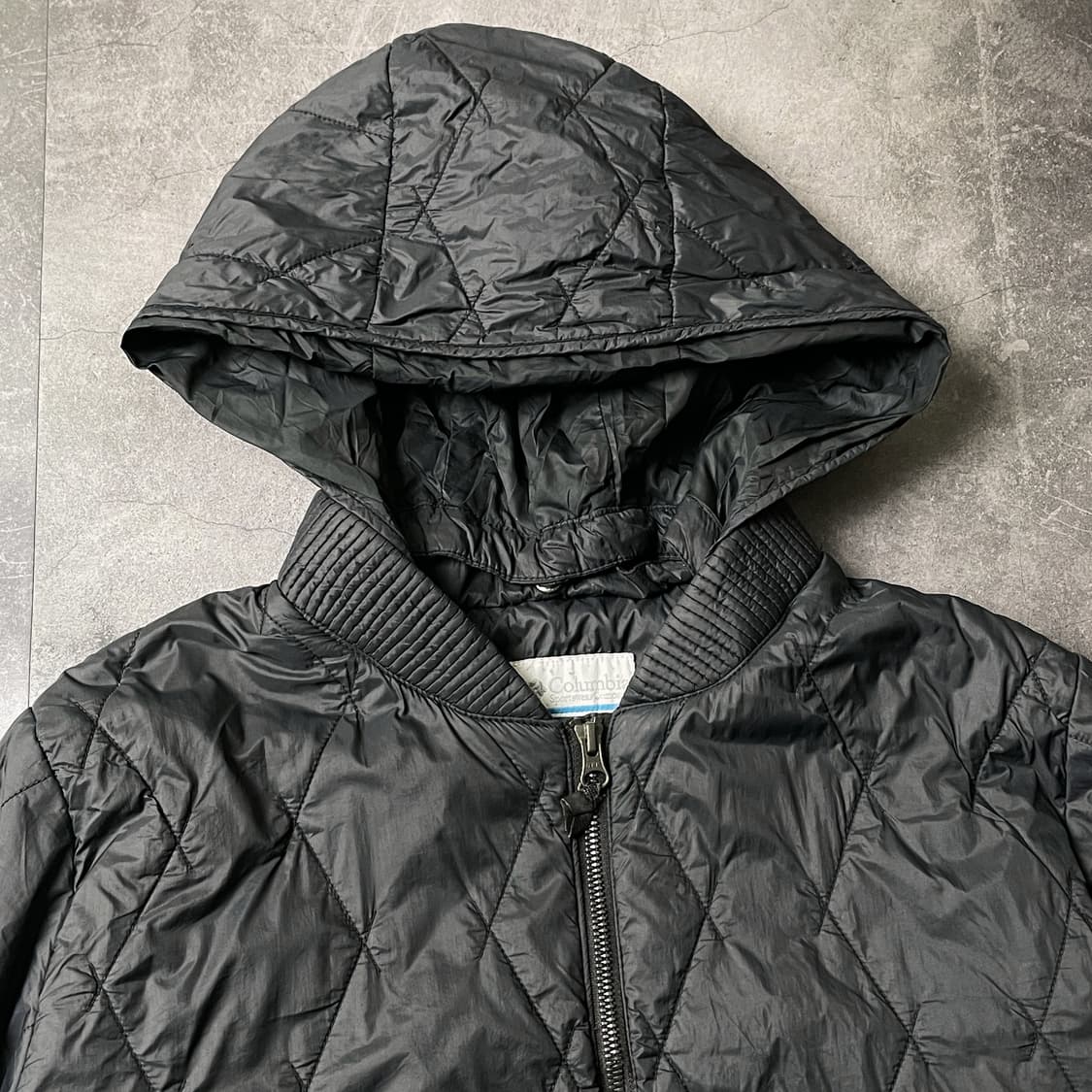 COLUMBIA 컬럼비아 빈티지 블랙 퀄팅 후드 경량패딩 A00580 상품이미지2