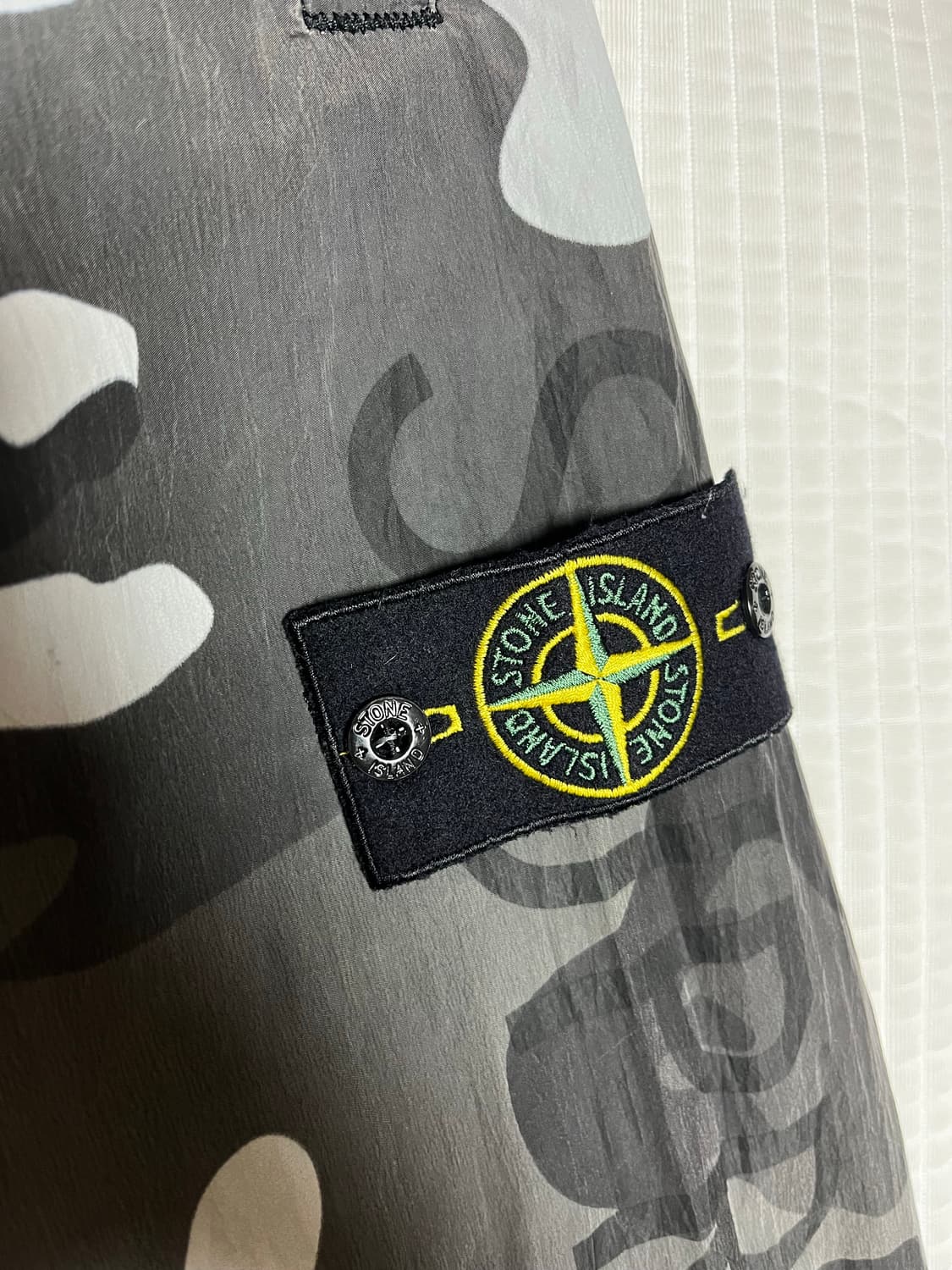 [S] 슈프림 스톤아일랜드 나일론 메탈 스노우 화이트카모 트랙팬츠 상품이미지5